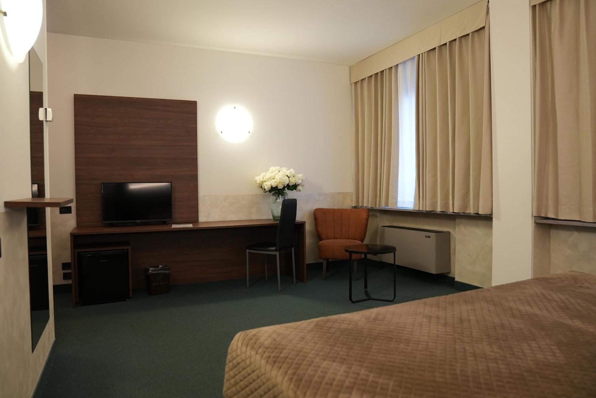Hotel Albatros Mestre Exterior photo