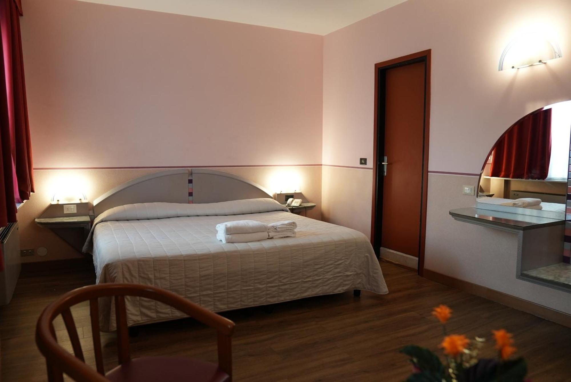 Hotel Albatros Mestre Exterior photo