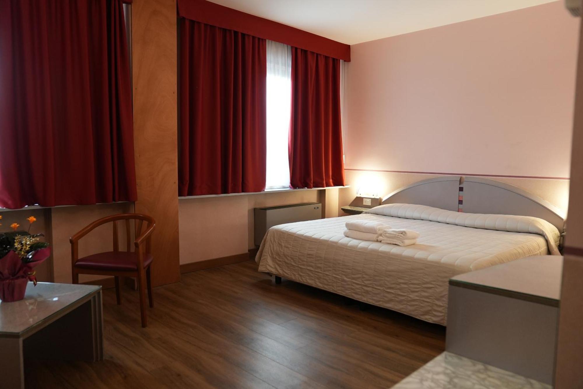 Hotel Albatros Mestre Exterior photo